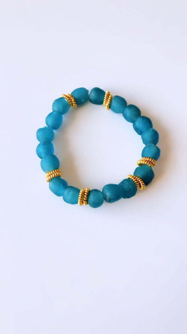 Dusty blue recycled glass bracelet