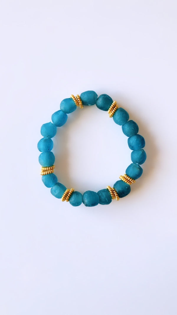 Dusty blue recycled glass bracelet